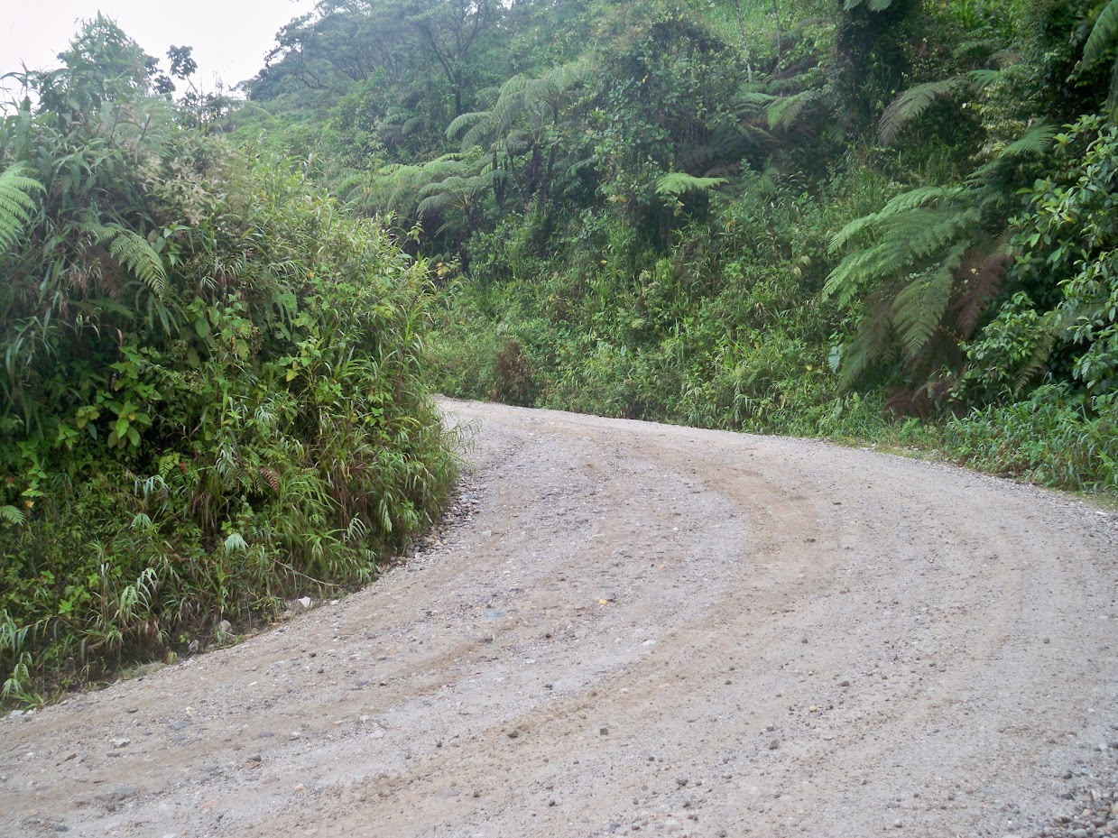 Cycling on unpaved roads in Ecuador
