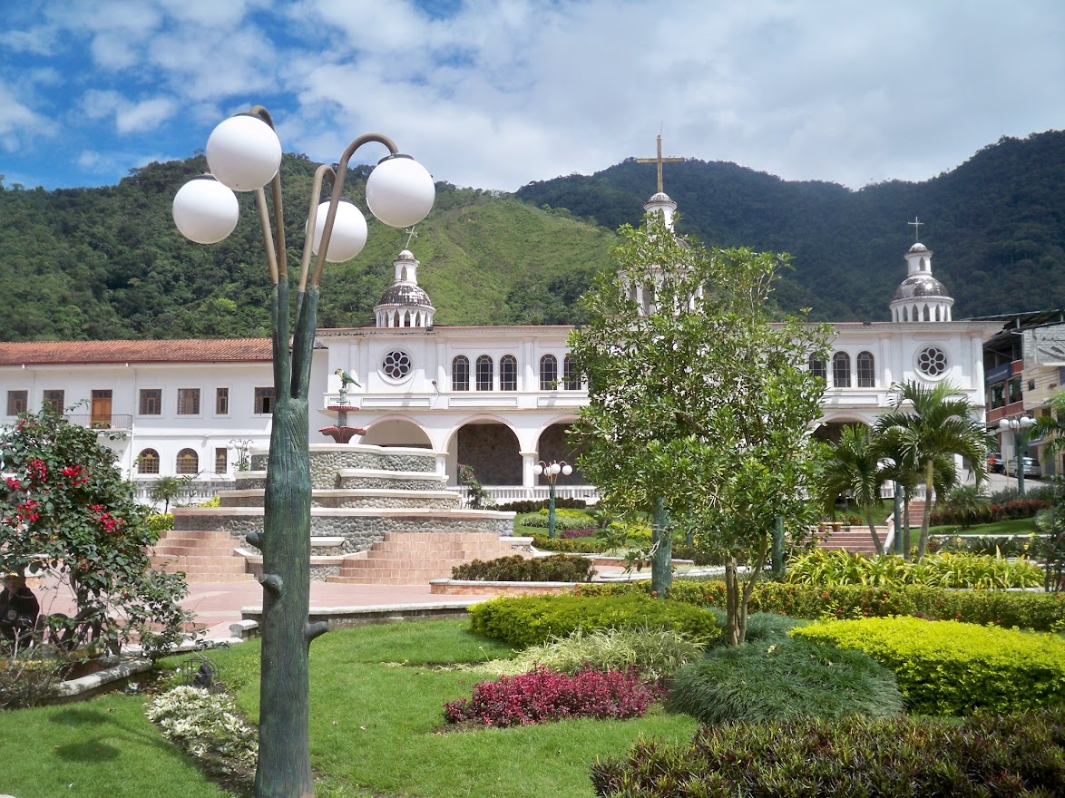 The plaza in Zamora in Ecuador