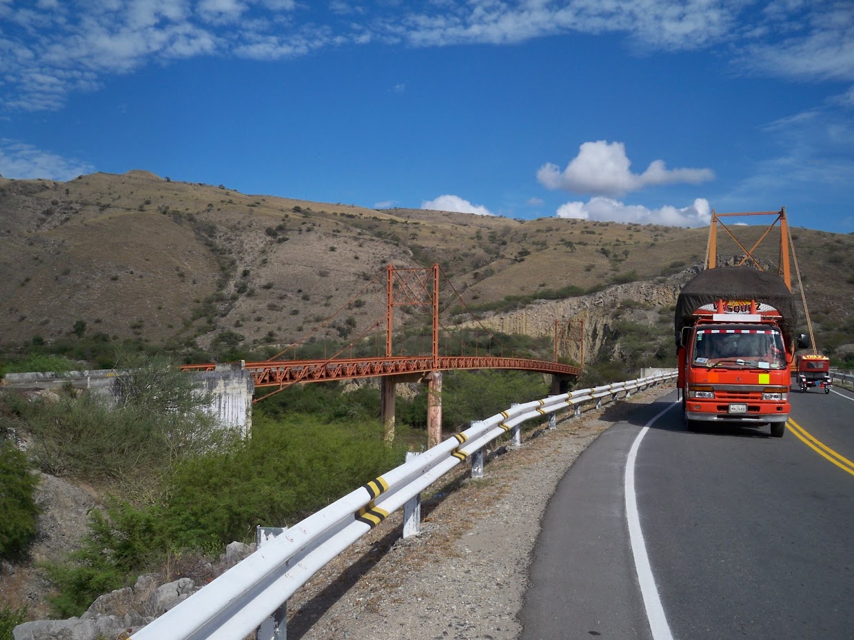 Cycling sealed roads in Peru