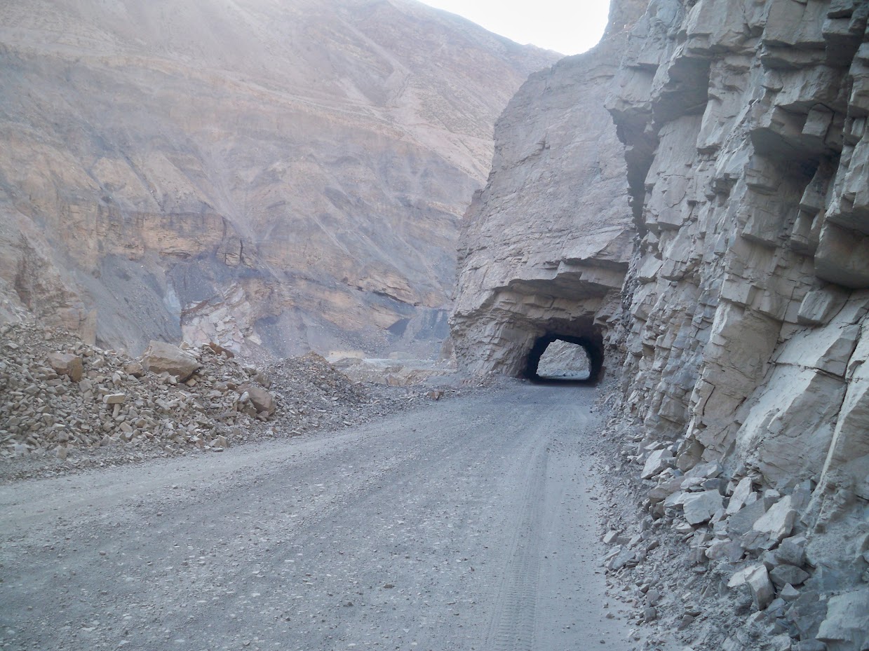 Cyclin from Chuqicara to near Caraz in Peru