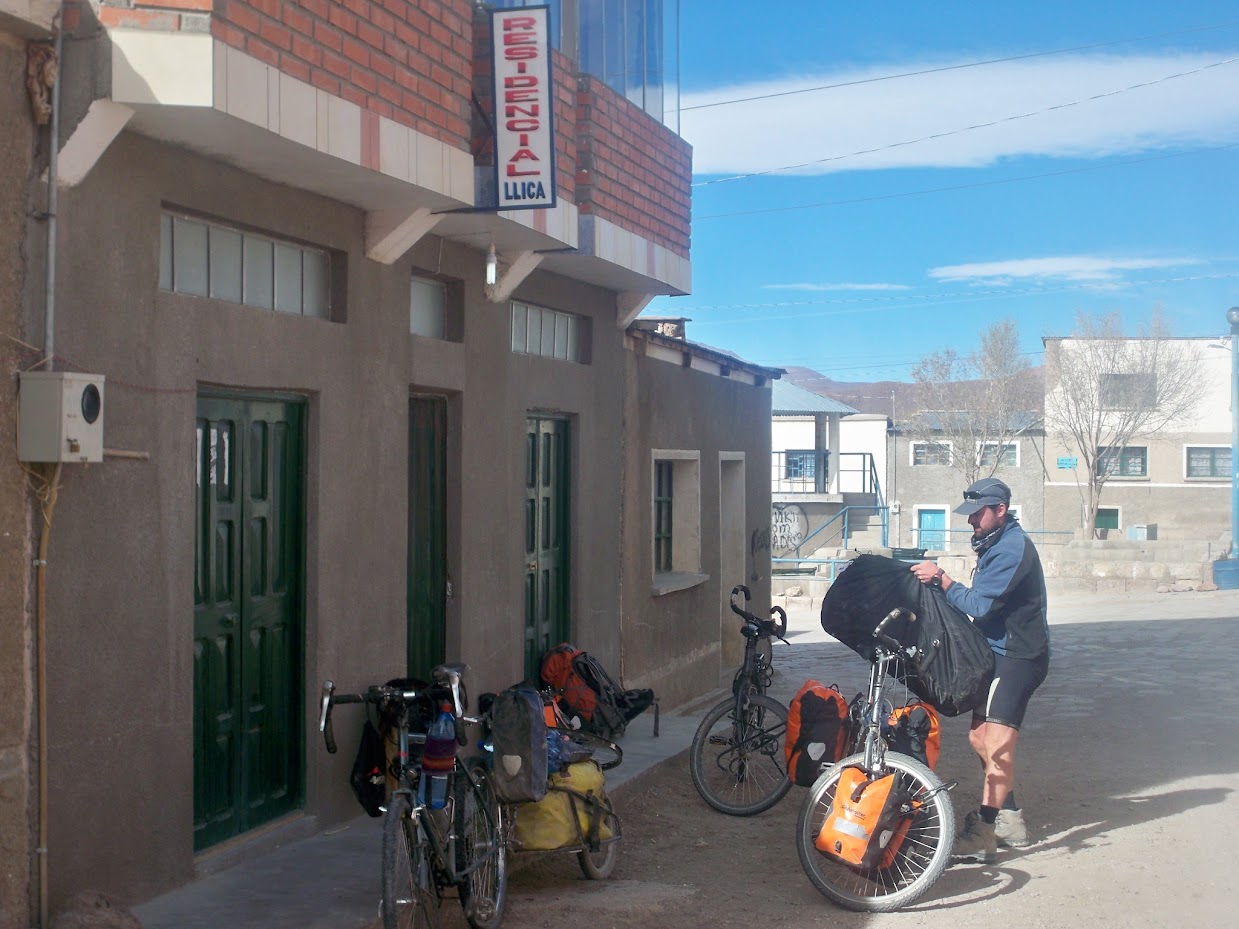 Cycling from Llica in Bolivia