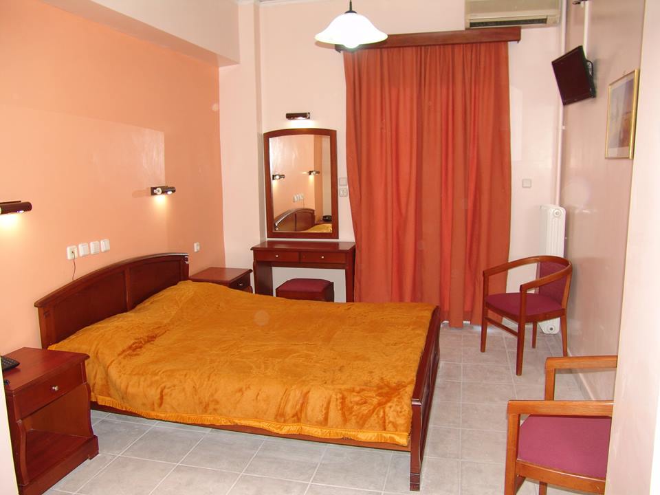Hotel Cosmos in Athens - A double room in the budget hotel