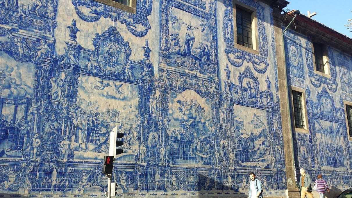 Blue tiled buildings in Porto