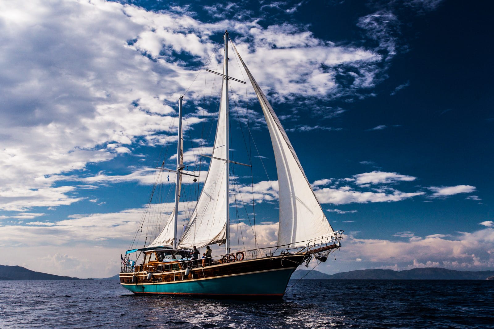 greek islands sailboat charter