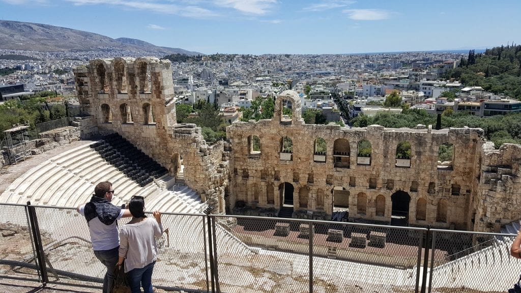 Plan the perfect 3 days in Athens with this easy to follow Athens itinerary.