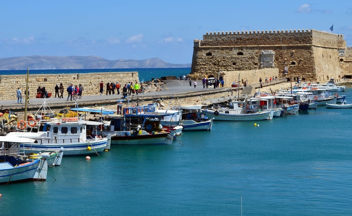 October is an idea month to explore Heraklion, as there are fewer tourists and the temperature is a lot more tolerable