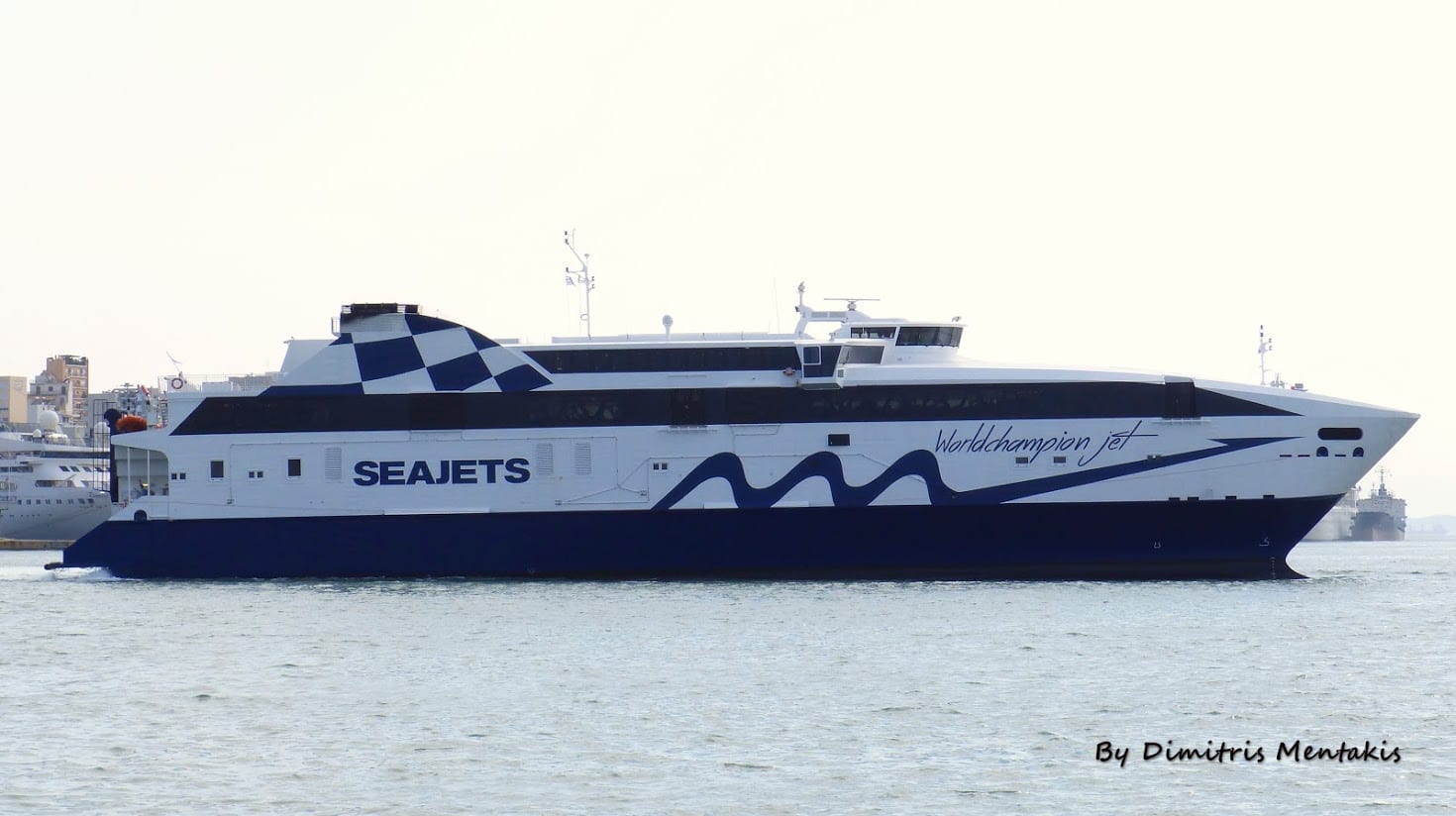 World Champion ferry from Mykonos to Santorini