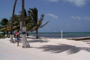 Go slow in Belize - Travel blogs from North and South America