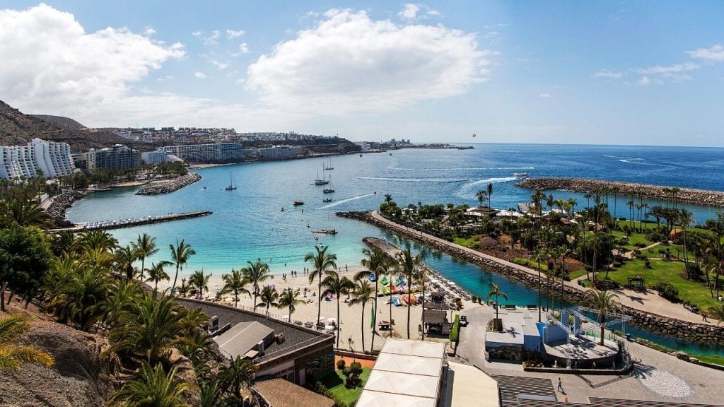 Warmest Canary Island in January and February