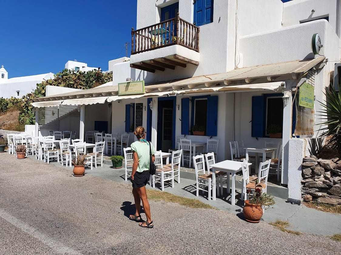 The Kapari taverna on the Greek island of Sikinos