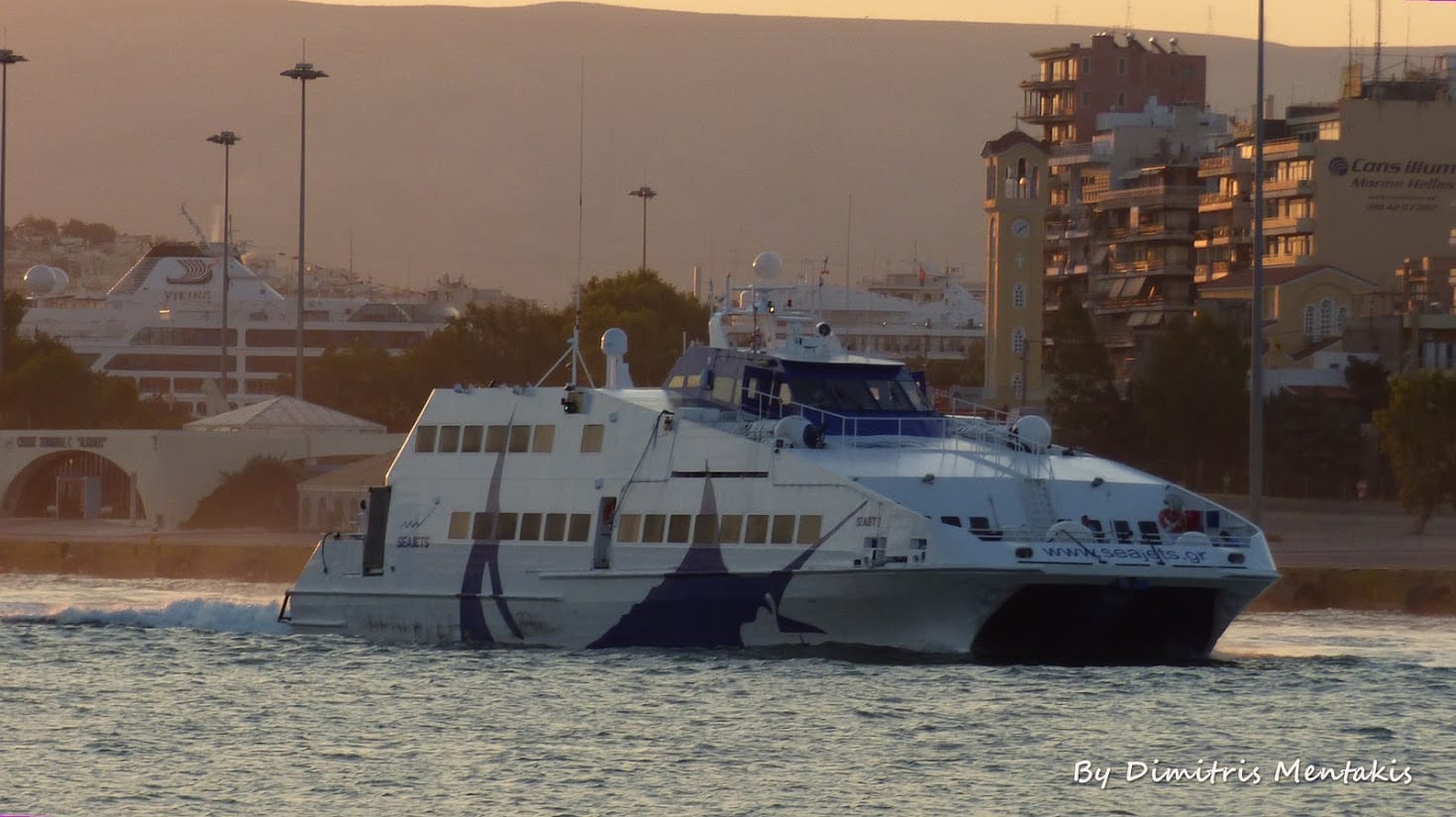 A photo of the Seajet 2 ferry in Greece that travels from Mykonos to Milos island