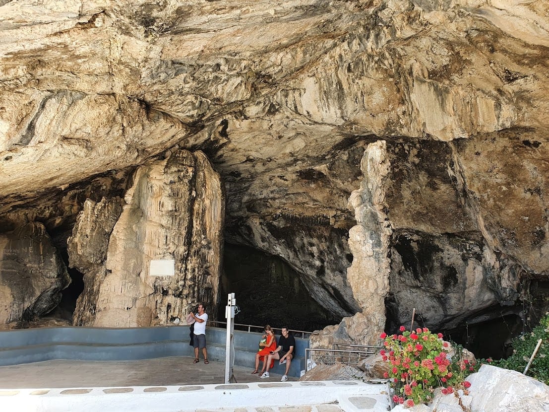 Exploring the Antiparos cave