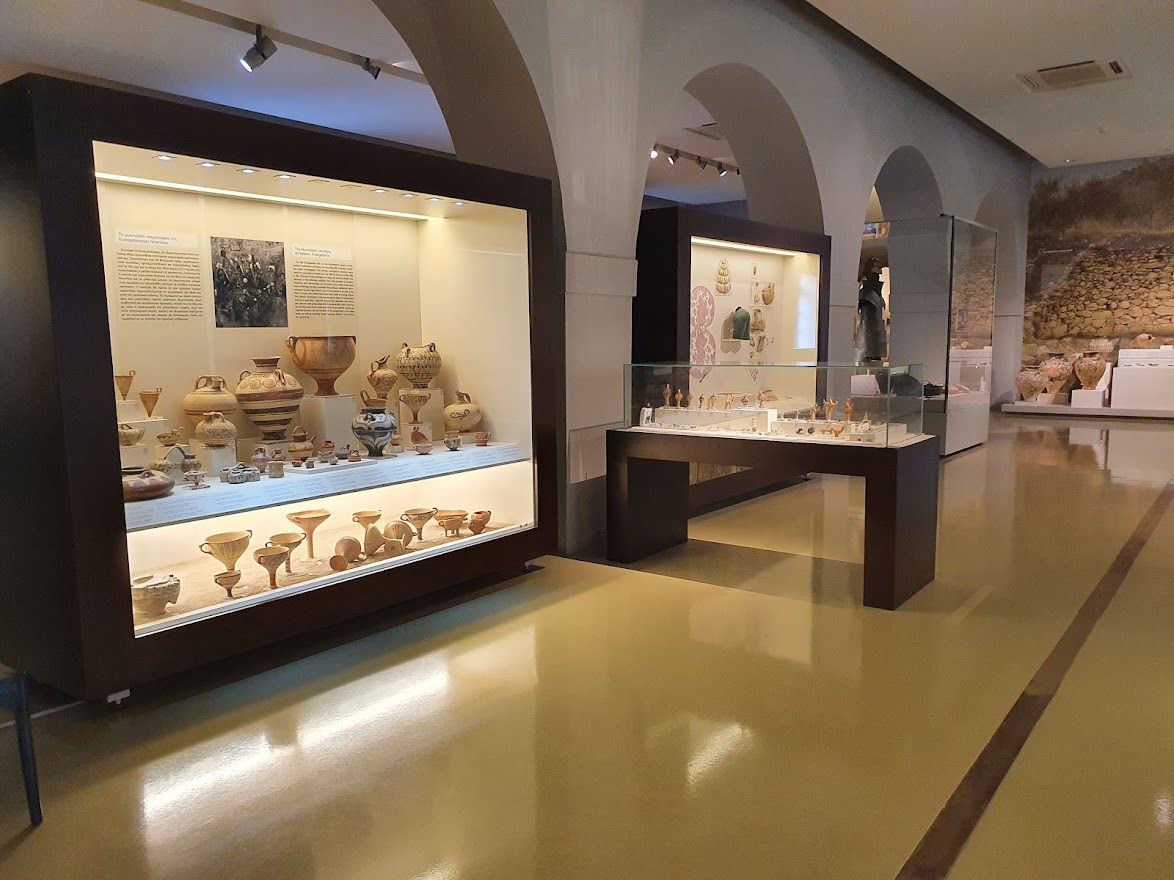 Visiting rh archaeological museum is one of the things to do when visiting Nafplio
