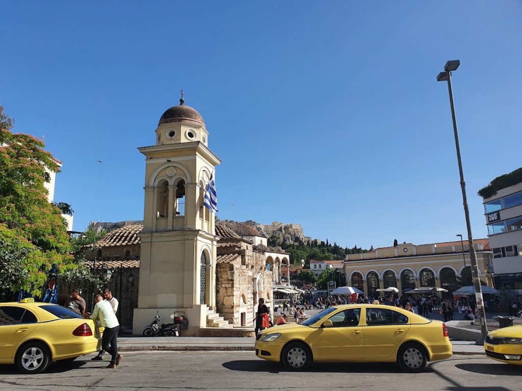 Taking a taxi from Athens center to Piraeus Port