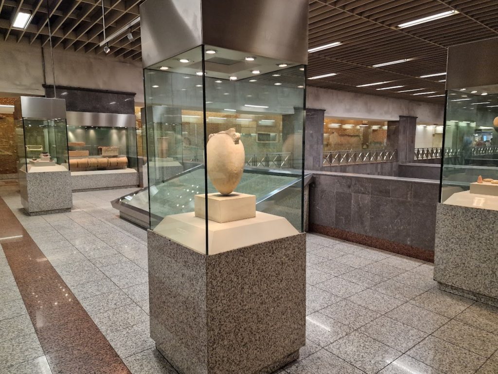 syntagma metro station archaeological collection
