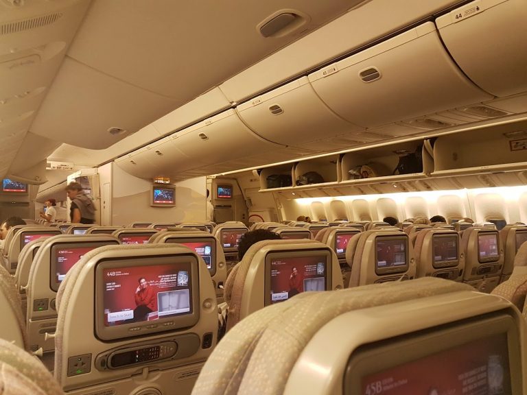 How Do Layovers Work? Everything You Need To Know