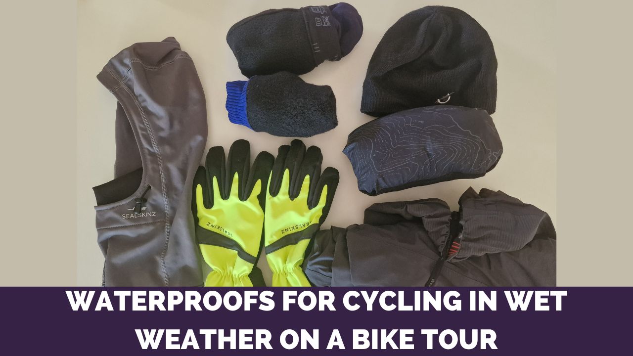 בגדים אטומים למים לרכיבה במזג אוויר רטוב בטיול אופניים