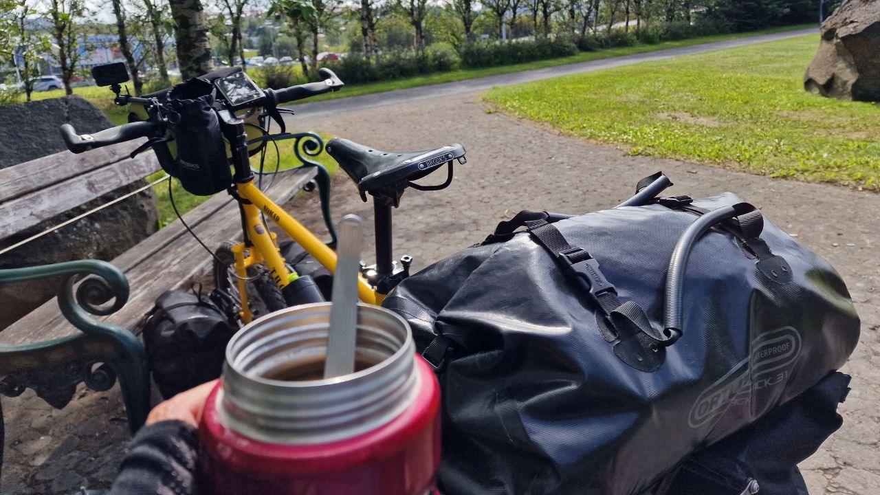Eating noodles from a Thermos when bikepacking 