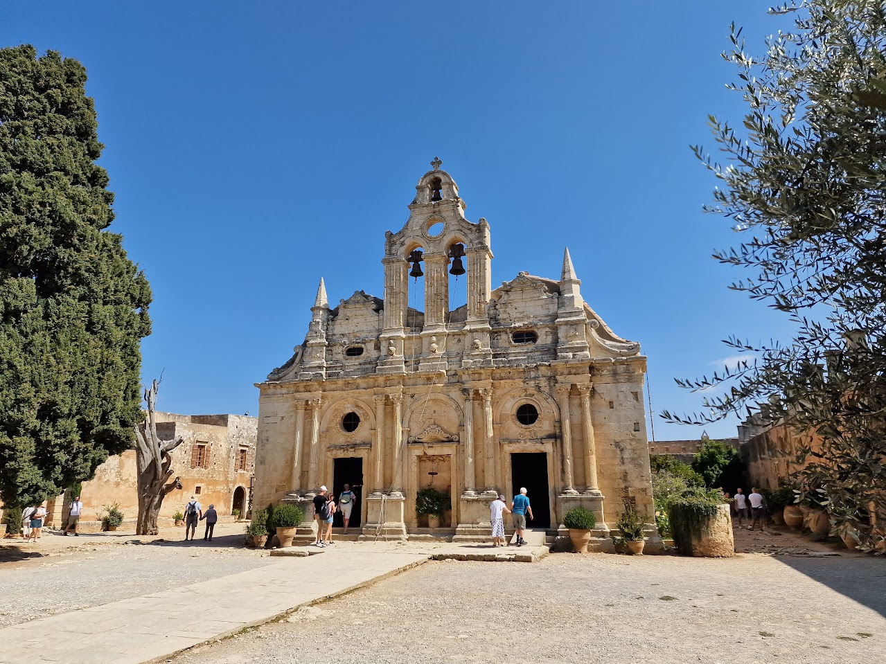 How to visit Arkadi Monastery near Rethymnon in Crete