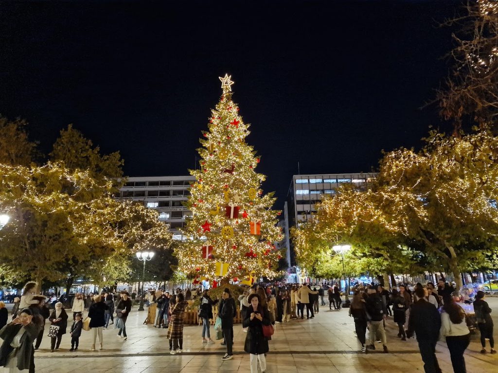 Christmas in Greece (Athens Syntagma Square)
